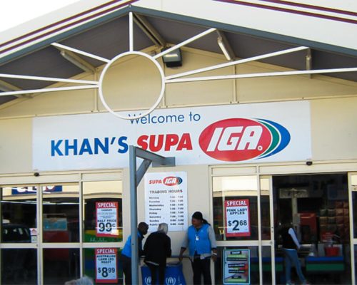 Khan's Supa IGA Lightning Ridge